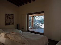 Zapote House