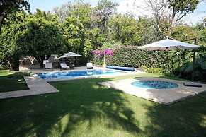Zapote House