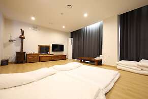 Jeonju Hotel Davin