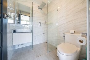 Sea View 2BR Apartment C35 at Oceana