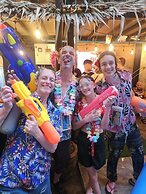 AREA81 HIDEOUT Hostel Khaosan
