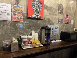 AREA81 HIDEOUT Hostel Khaosan