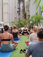 AREA81 HIDEOUT Hostel Khaosan