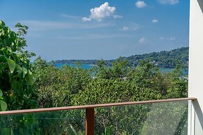 Tropical View Apartment C36 at Oceana