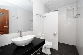 Hillside Seaview Residence