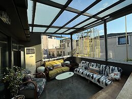 Candy Suite Home