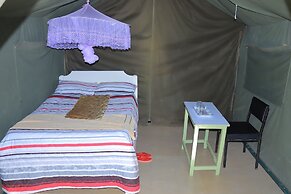 Rhino Tourist Camp