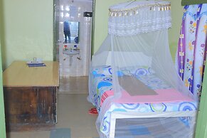 Rhino Tourist Camp