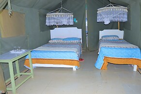 Rhino Tourist Camp