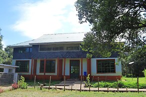 Rhino Tourist Camp