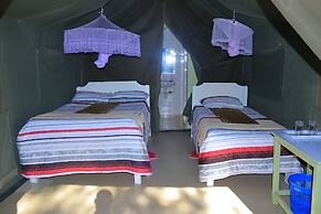Rhino Tourist Camp