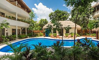 Super Spacious Apartment With Pool in Aldea Zama