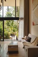 Beautiful Jungle Loft With Rooftop Pool and Gym