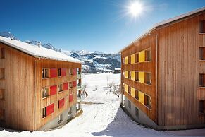 Reka-Feriendorf Disentis