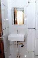 Radhe Krishna Hotel and Restaurant