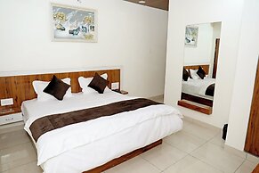 Radhe Krishna Hotel and Restaurant