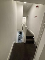 Luxe Spacious 5-bed House in Liverpool