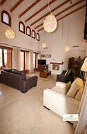 Majestic Golf Course Views, Cleopatra Villa 1000