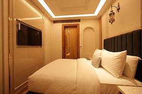 Empire Platinum Suites