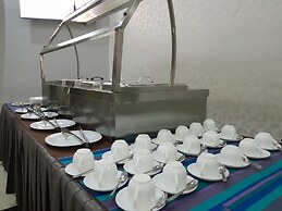 KIBO PEAK PALACE HOTEL