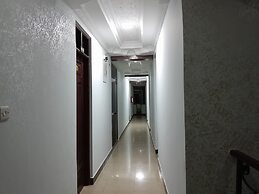 KIBO PEAK PALACE HOTEL