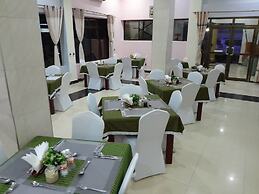 KIBO PEAK PALACE HOTEL