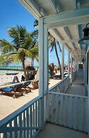 El Faro Beach Front by ÓOL Hotels