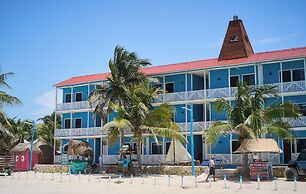 El Faro Beach Front by ÓOL Hotels