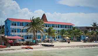 El Faro Beach Front by ÓOL Hotels