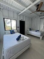 El Faro Beach Front by ÓOL Hotels
