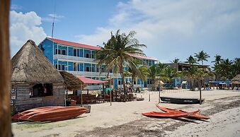 El Faro Beach Front by ÓOL Hotels