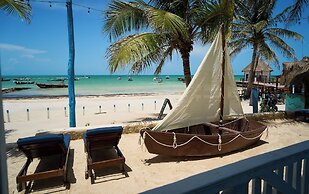 El Faro Beach Front by ÓOL Hotels