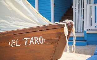 El Faro Beach Front by ÓOL Hotels