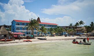 El Faro Beach Front by ÓOL Hotels