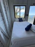 El Faro Beach Front by ÓOL Hotels