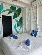 El Faro Beach Front by ÓOL Hotels