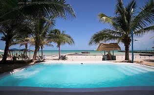 El Faro Beach Front by ÓOL Hotels