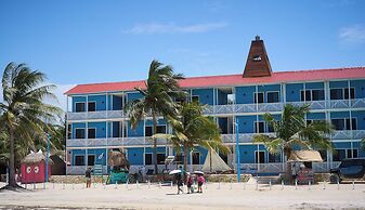El Faro Beach Front by ÓOL Hotels
