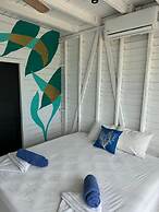 El Faro Beach Front by ÓOL Hotels