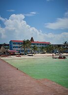 El Faro Beach Front by ÓOL Hotels