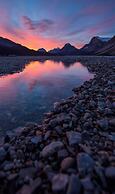 The Lodge at Bow Lake