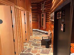 The Lodge at Bow Lake
