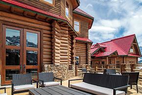 The Lodge at Bow Lake