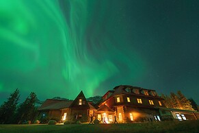 The Lodge at Bow Lake