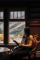 The Lodge at Bow Lake