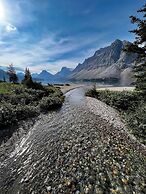 The Lodge at Bow Lake