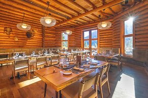 The Lodge at Bow Lake