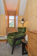 The Lodge at Bow Lake