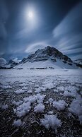 The Lodge at Bow Lake