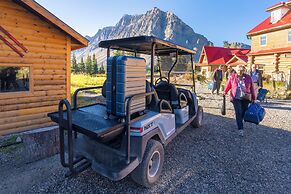 The Lodge at Bow Lake